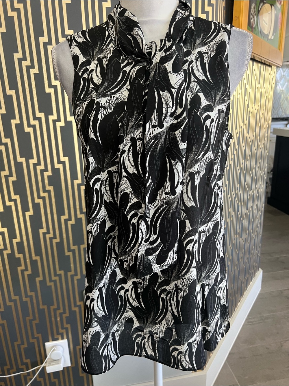 KOBI HALPERIN Silk Sleeveless Top